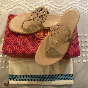 Tory Burch Light Makeup Miller Soft Leather Sandal; NWT - size 9.5